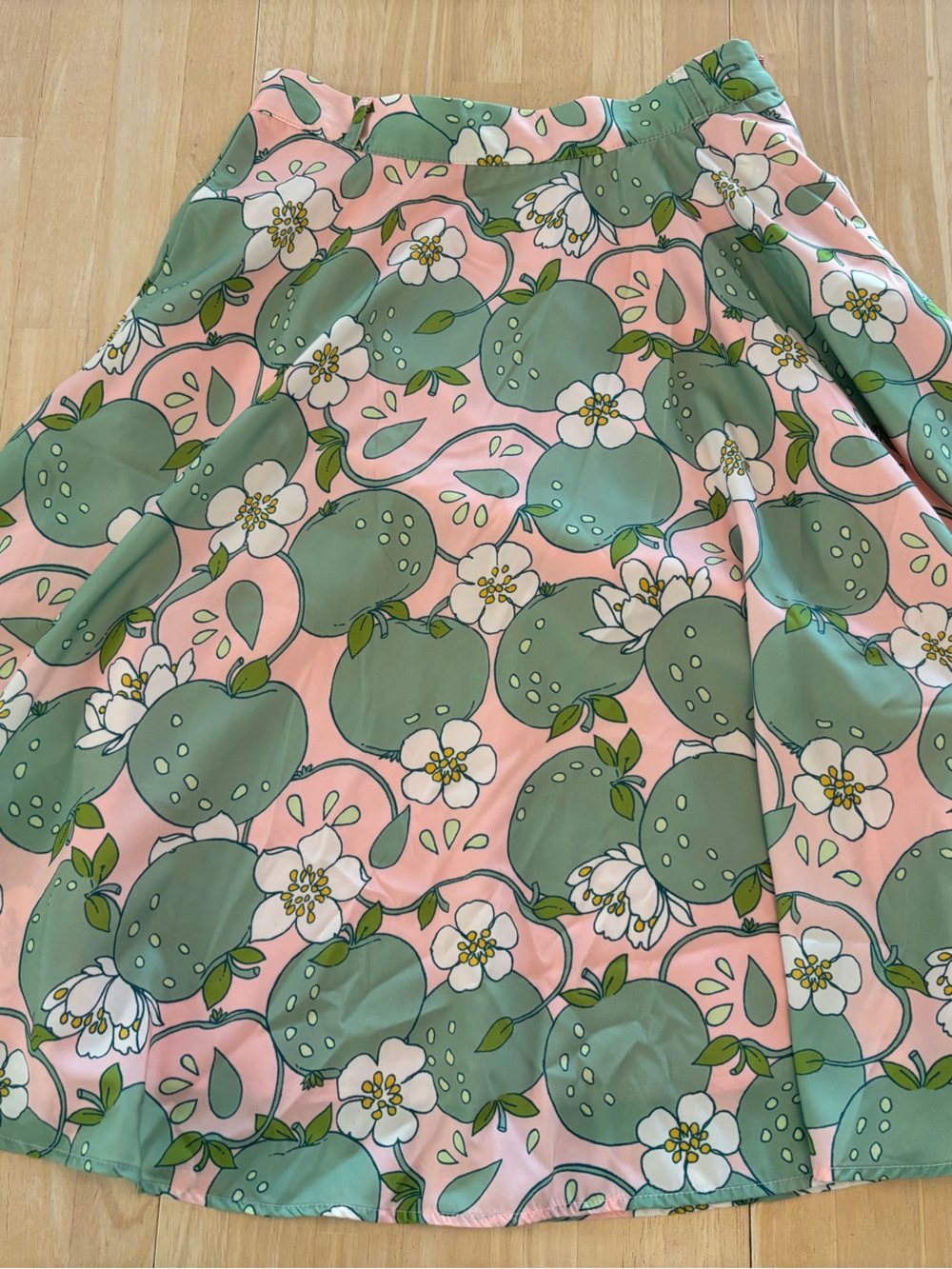 Modcloth Pink Swirl lined Skirt with Green Floral Print so gorgeous ! M
